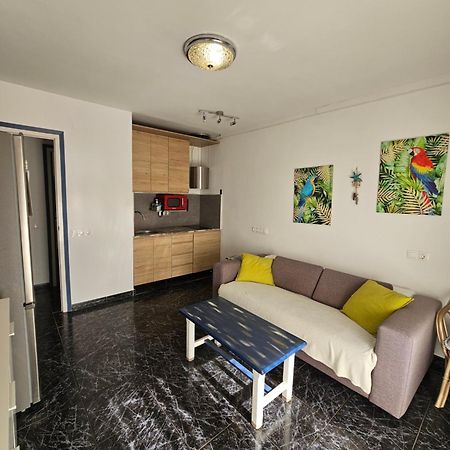 Acogedor Apartamento. Салоу Екстериор снимка